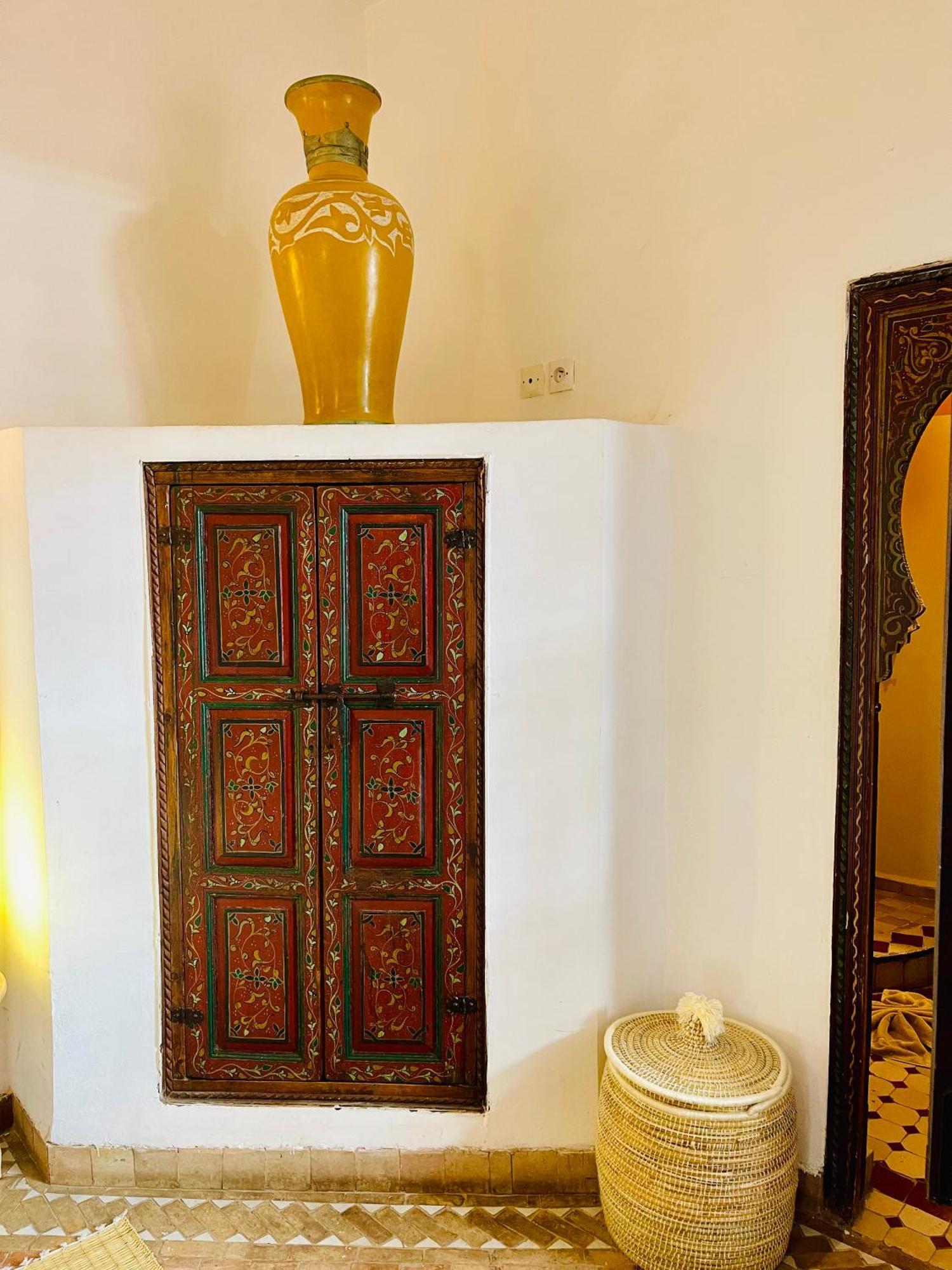 Riad La Porte Rouge By La Siredrah Марракеш Экстерьер фото
